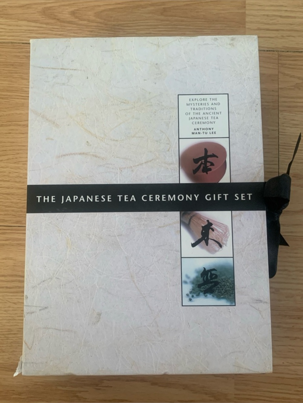 The Japanese Tea Ceremony Gift Set Book Whisk  Teacup NEW